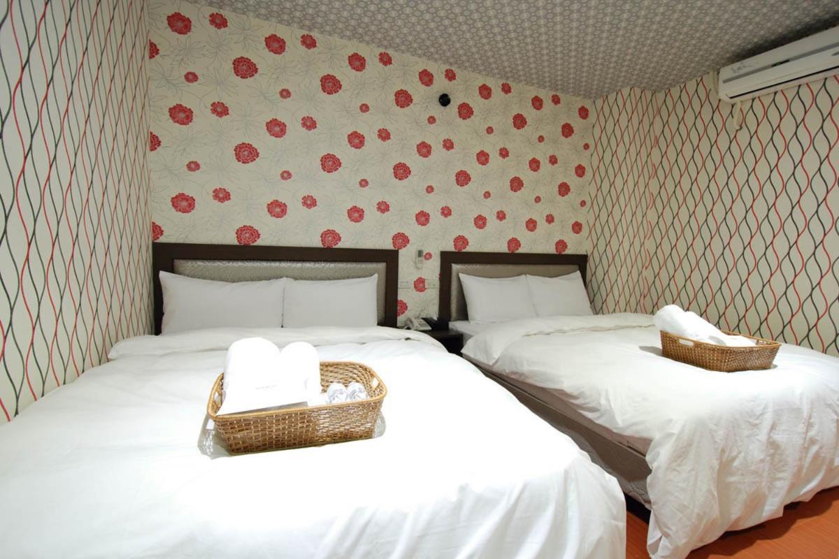 Happiness Inn Taipeh Exterior foto
